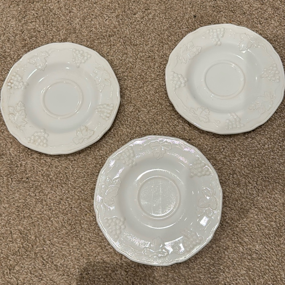 3 Vintage Colony Harvest Grape White Milk saucers